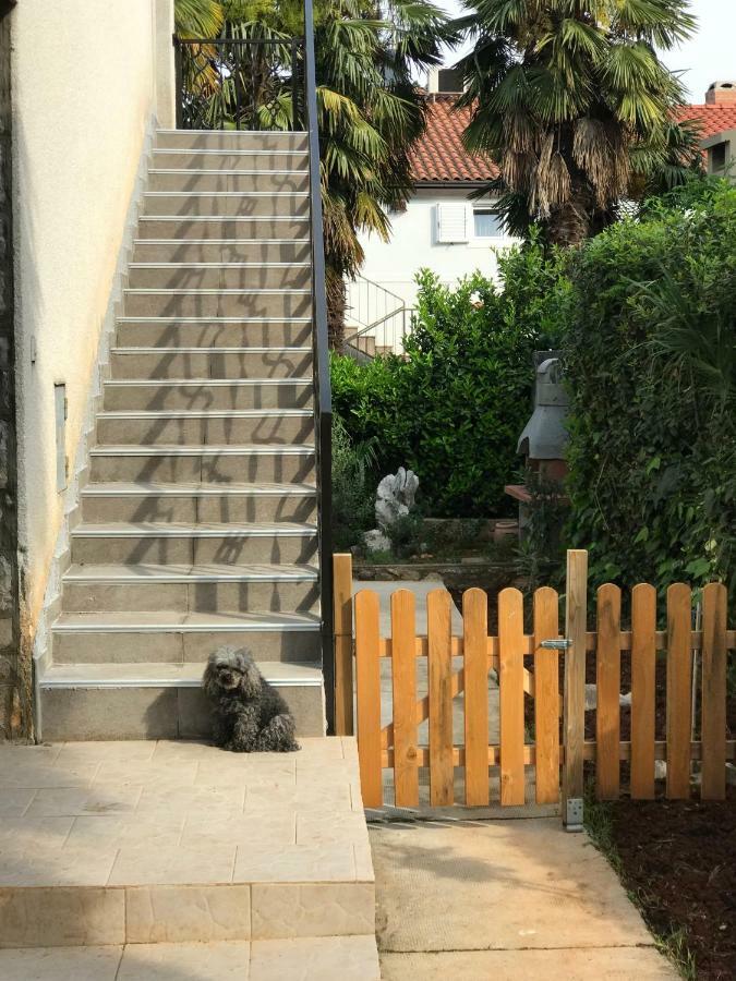 Apartment Aquamarin, Blizu Mora S Pogledom Na More, Za Do 6 Osoba 马林斯卡 外观 照片